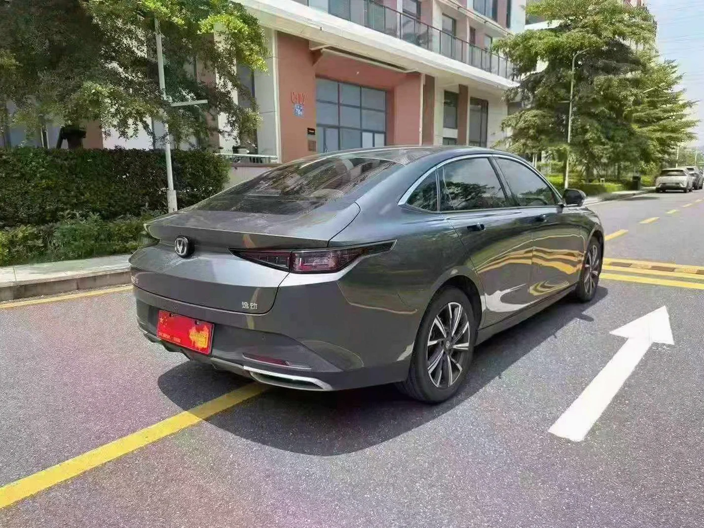 长安汽车逸动 驾驶室