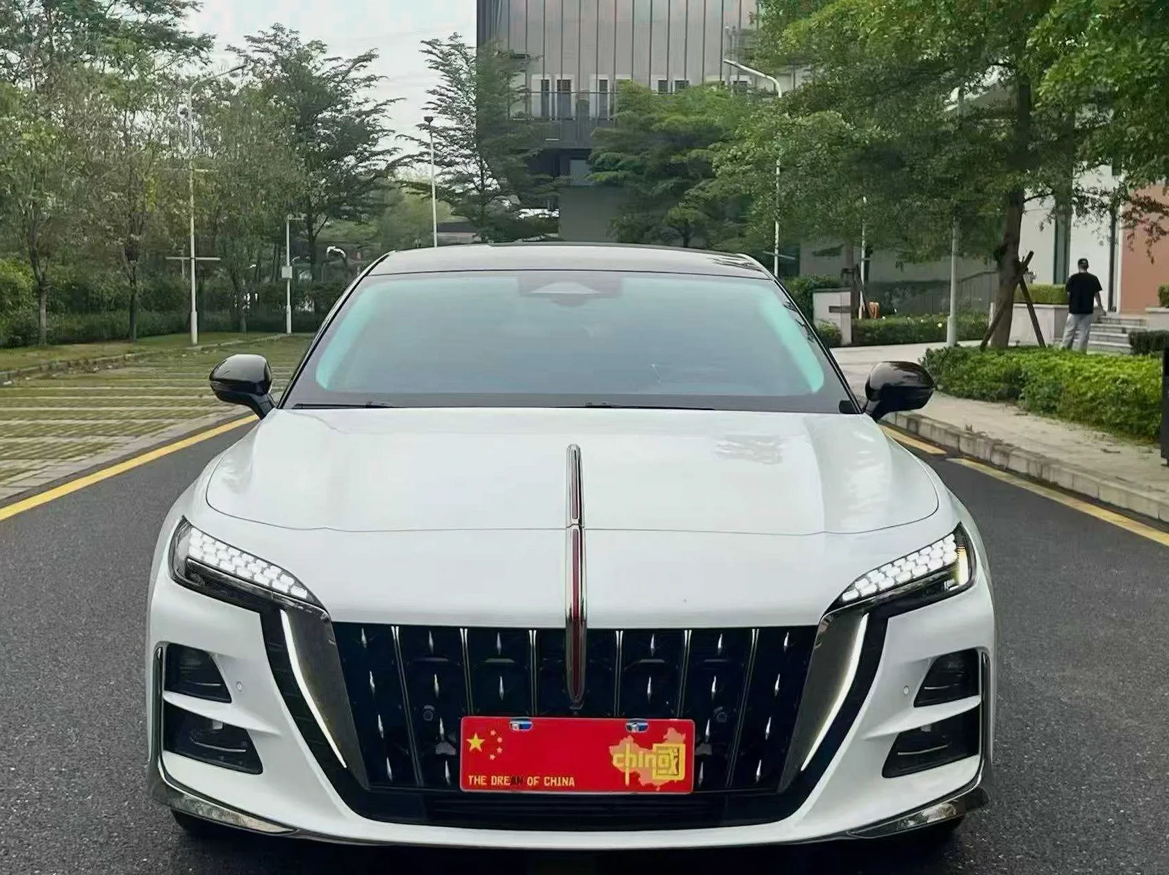 红旗H6 正面外观二