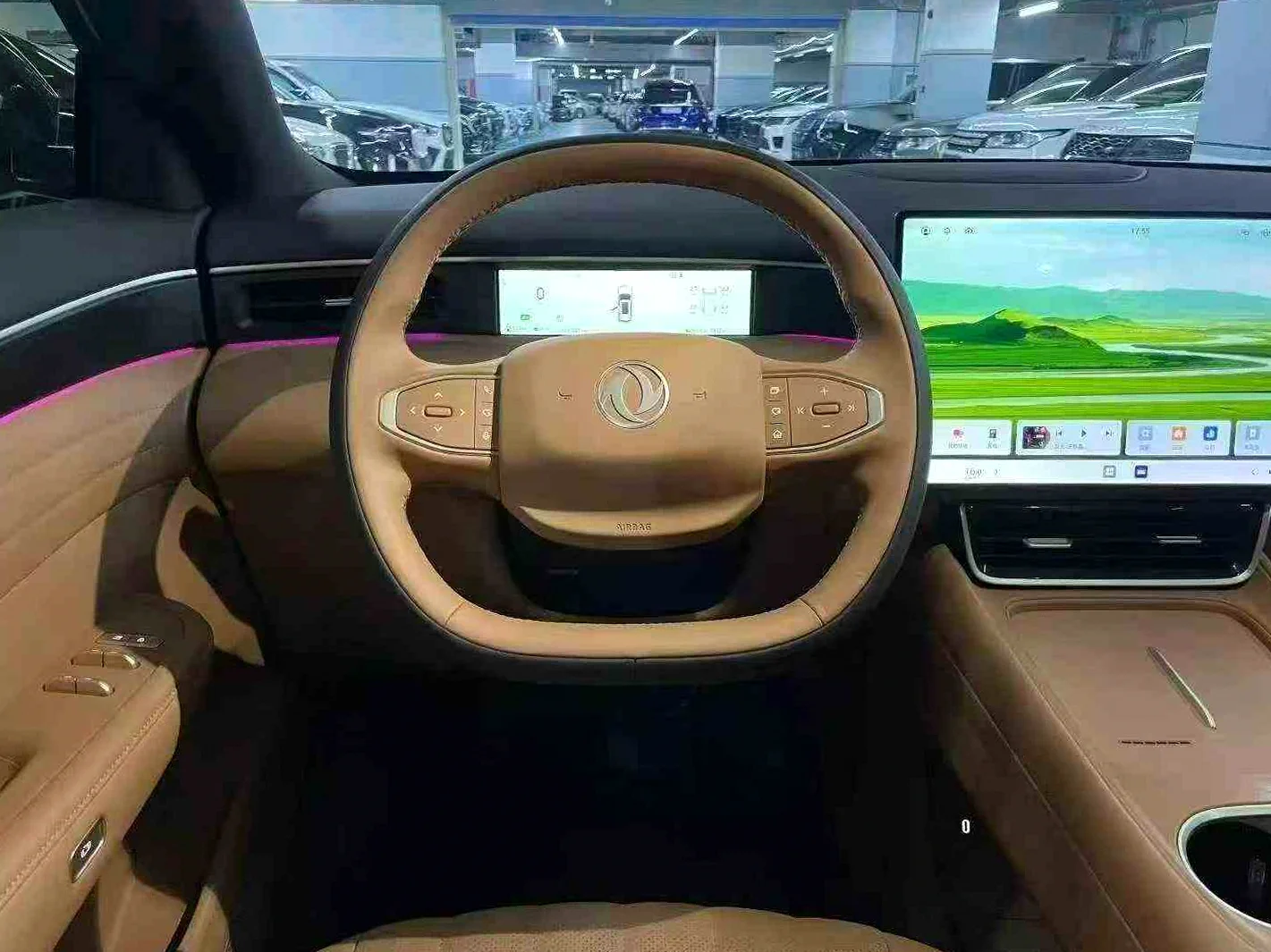 东风L8 后面外观三