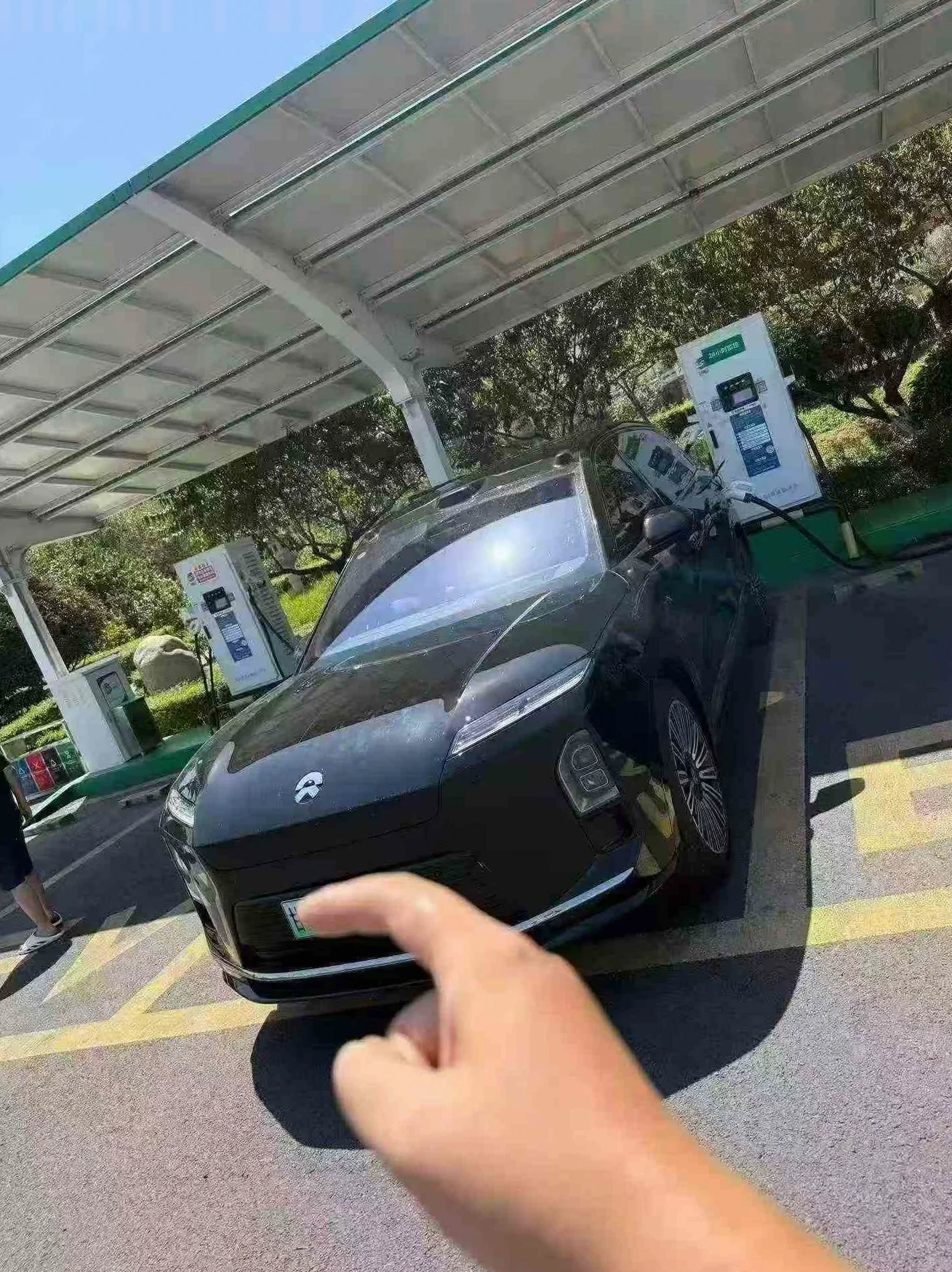 蔚来ES8 正面外观二