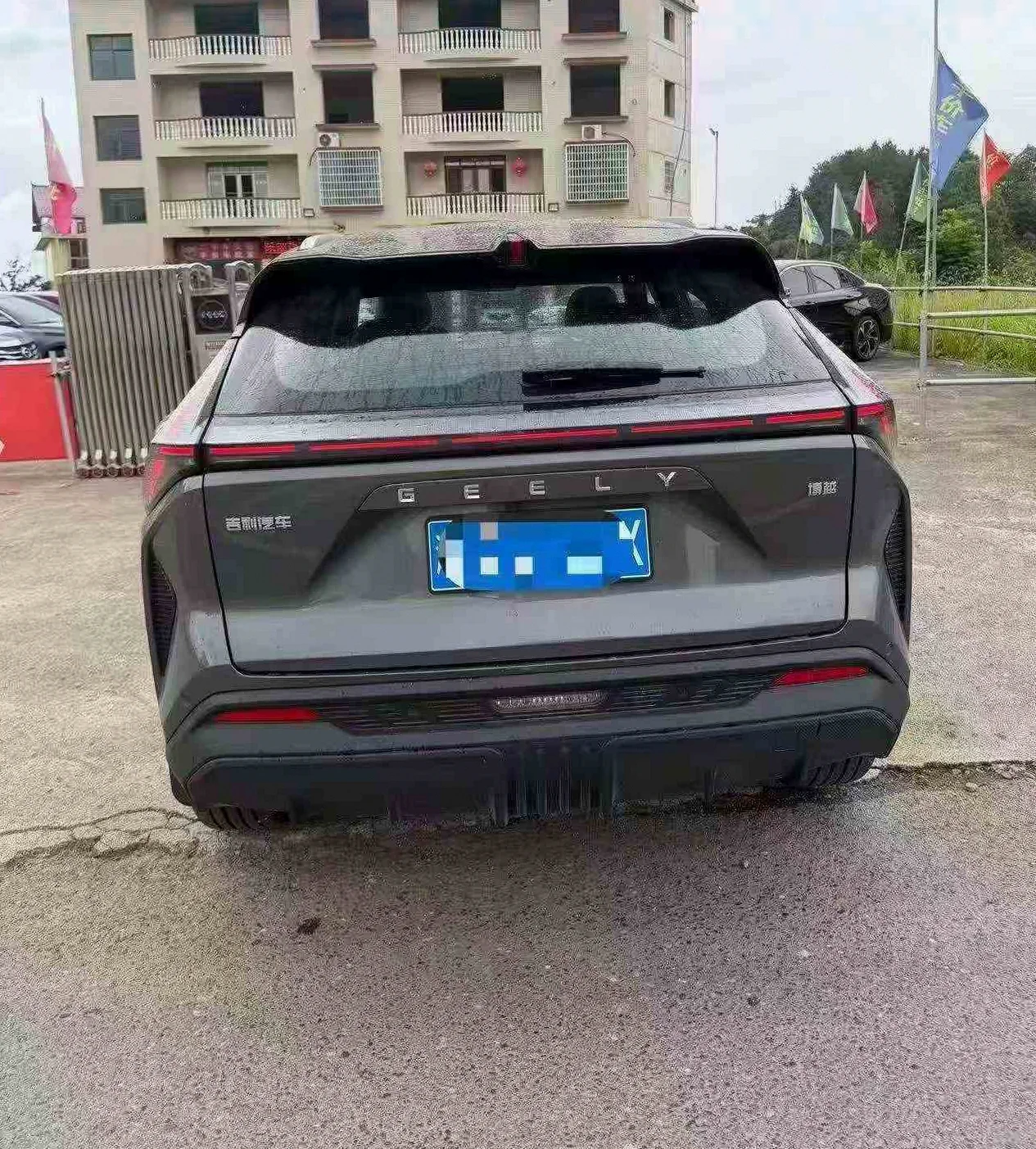 吉利博越 后面外观三