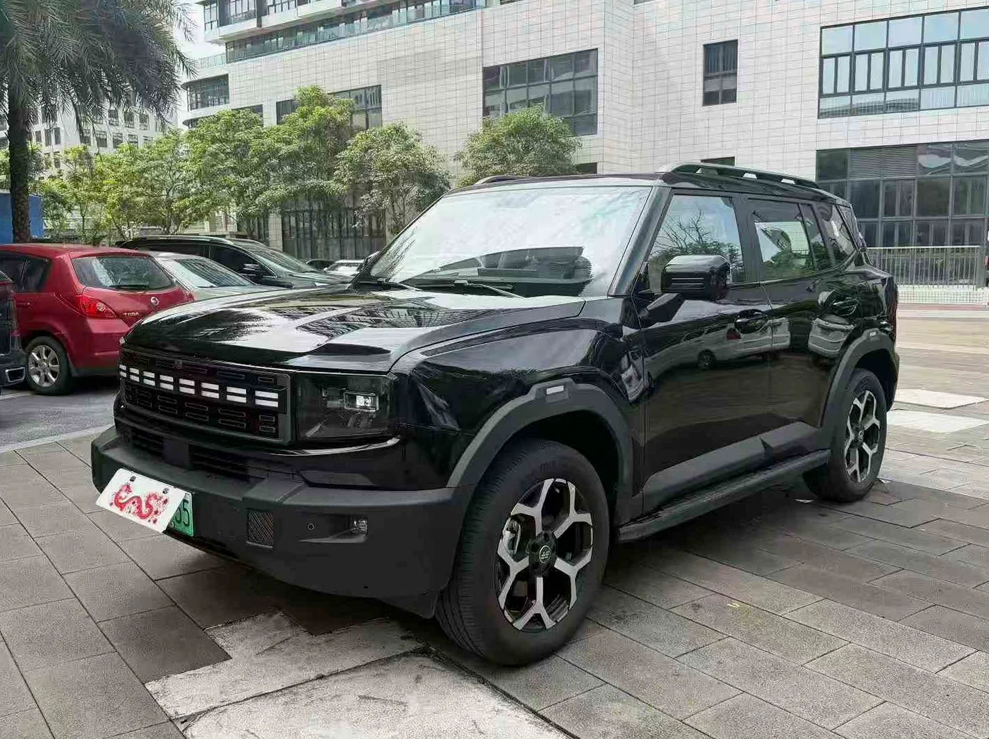 奇瑞山海T1 正面外观三
