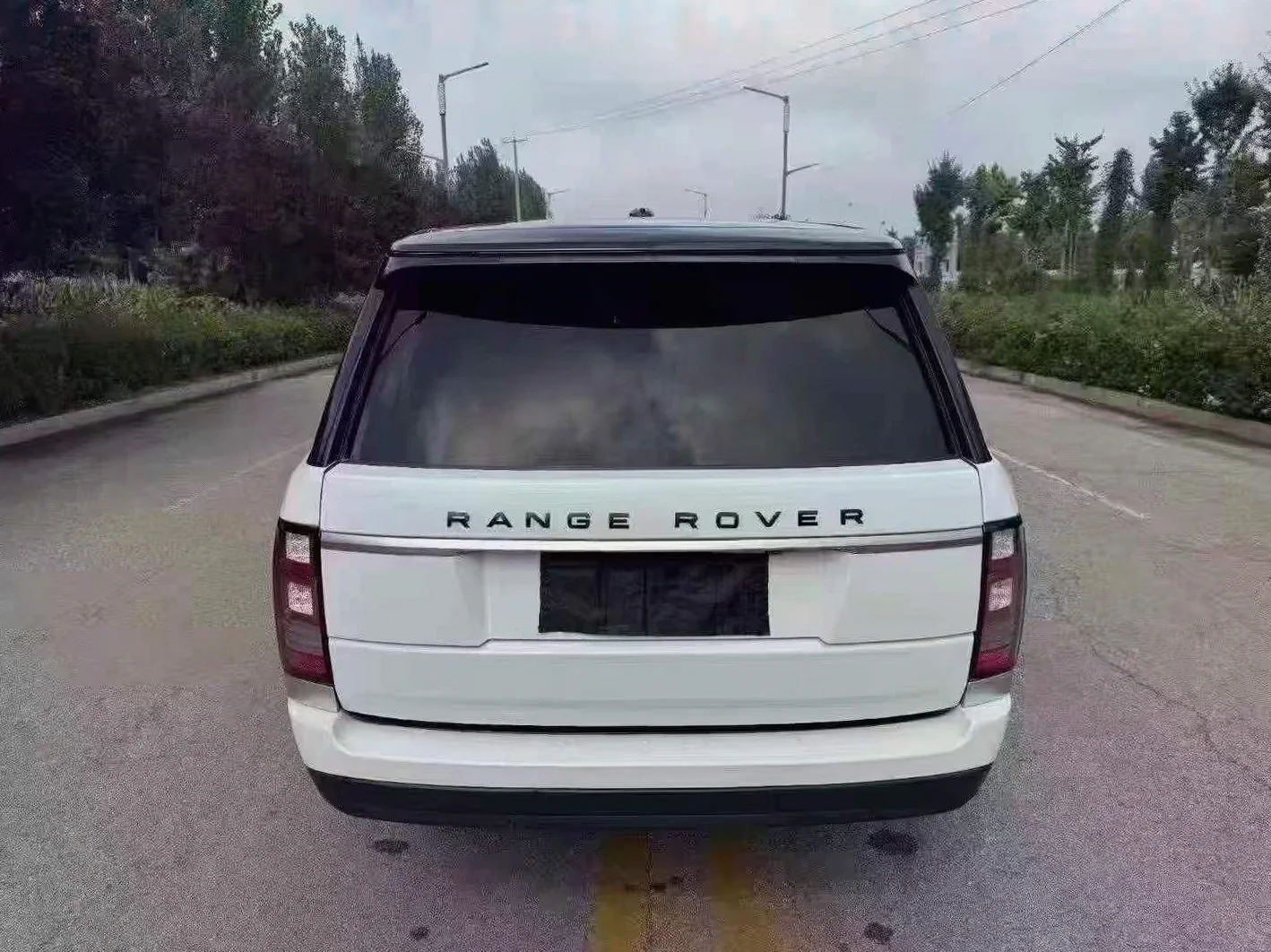 路虎揽胜行政 驾驶室