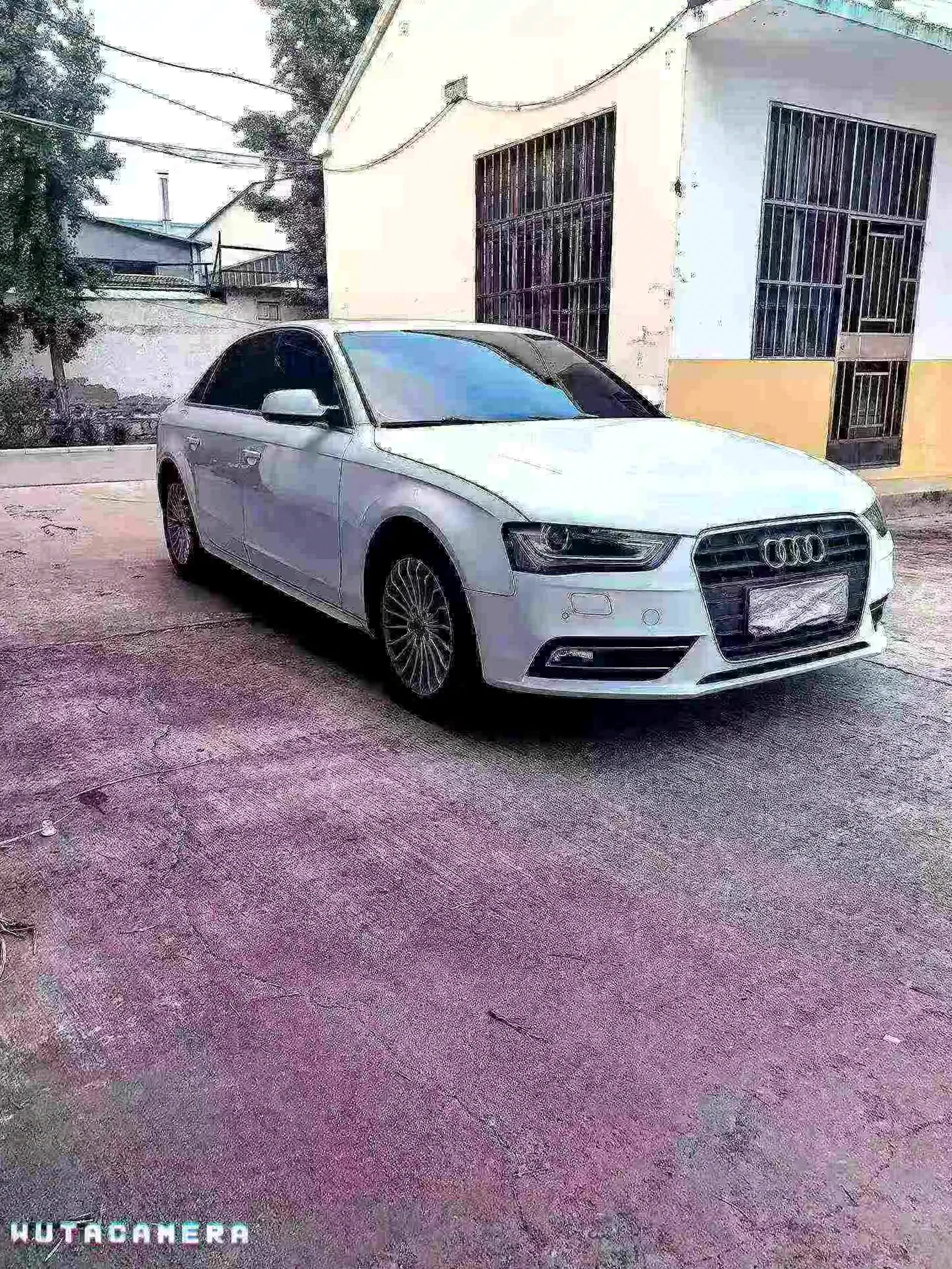 奥迪A4L 正面外观二