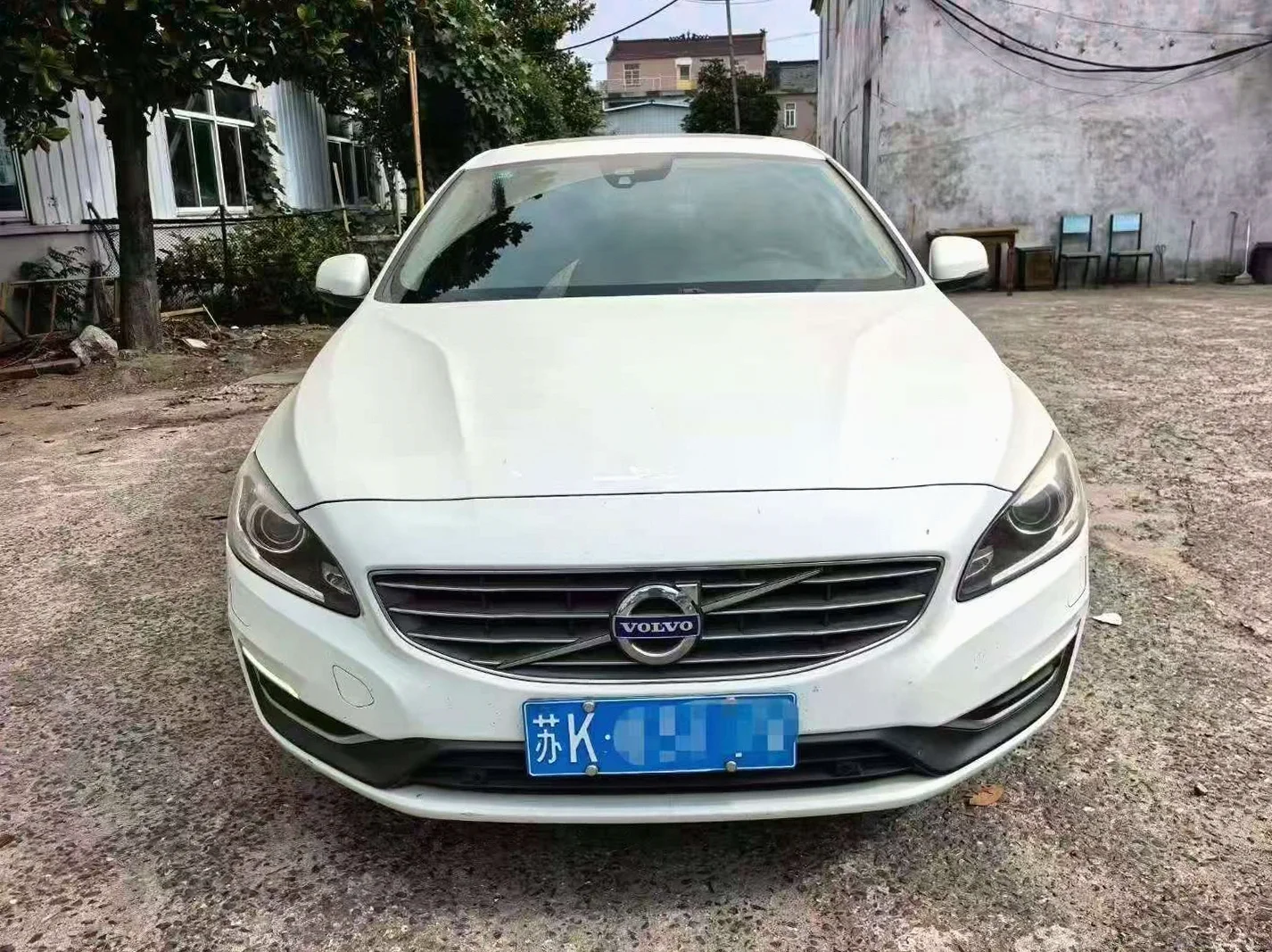 15年沃尔沃S60L 2.0T白色