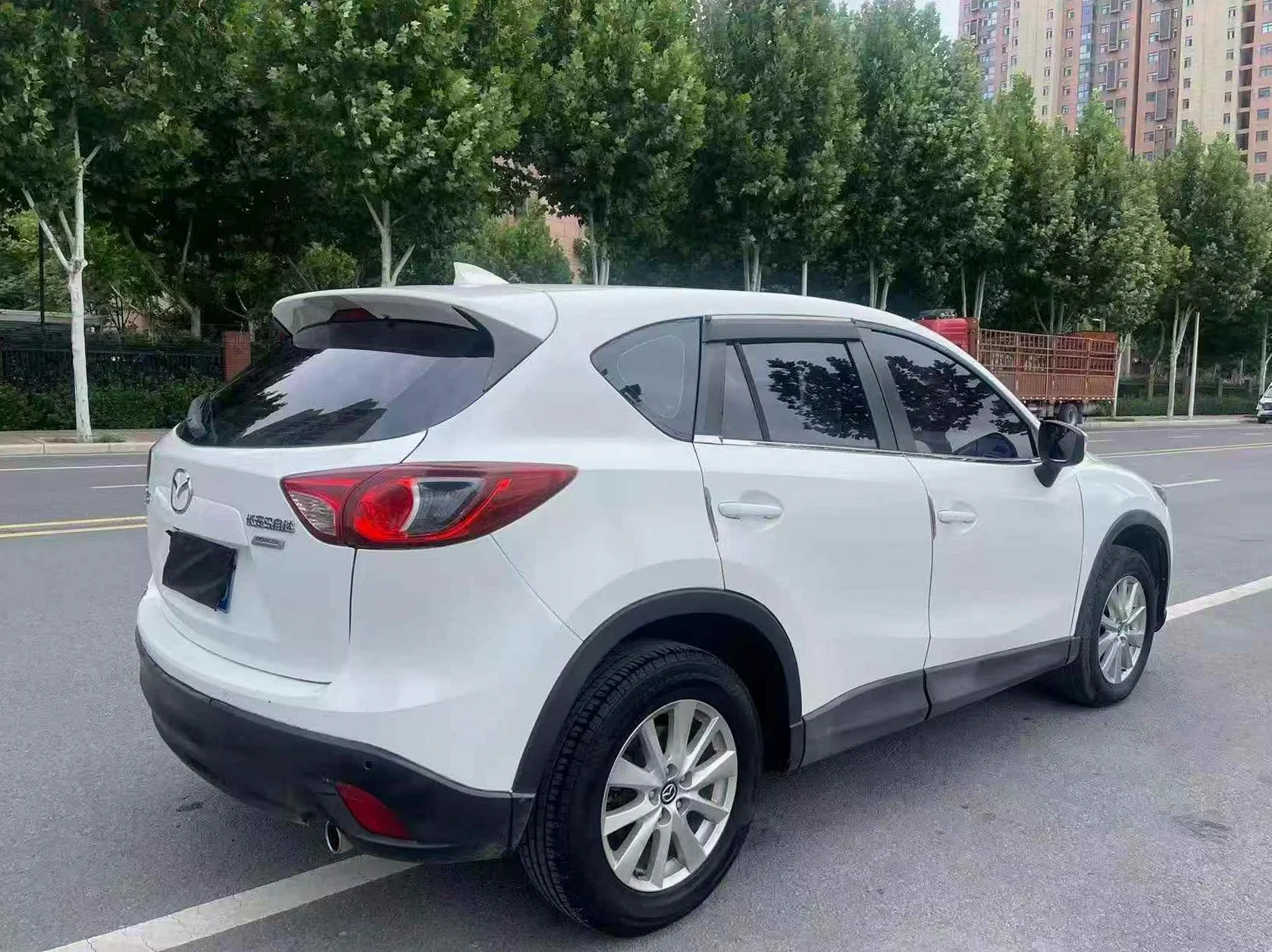 马自达CX-5 后面外观三