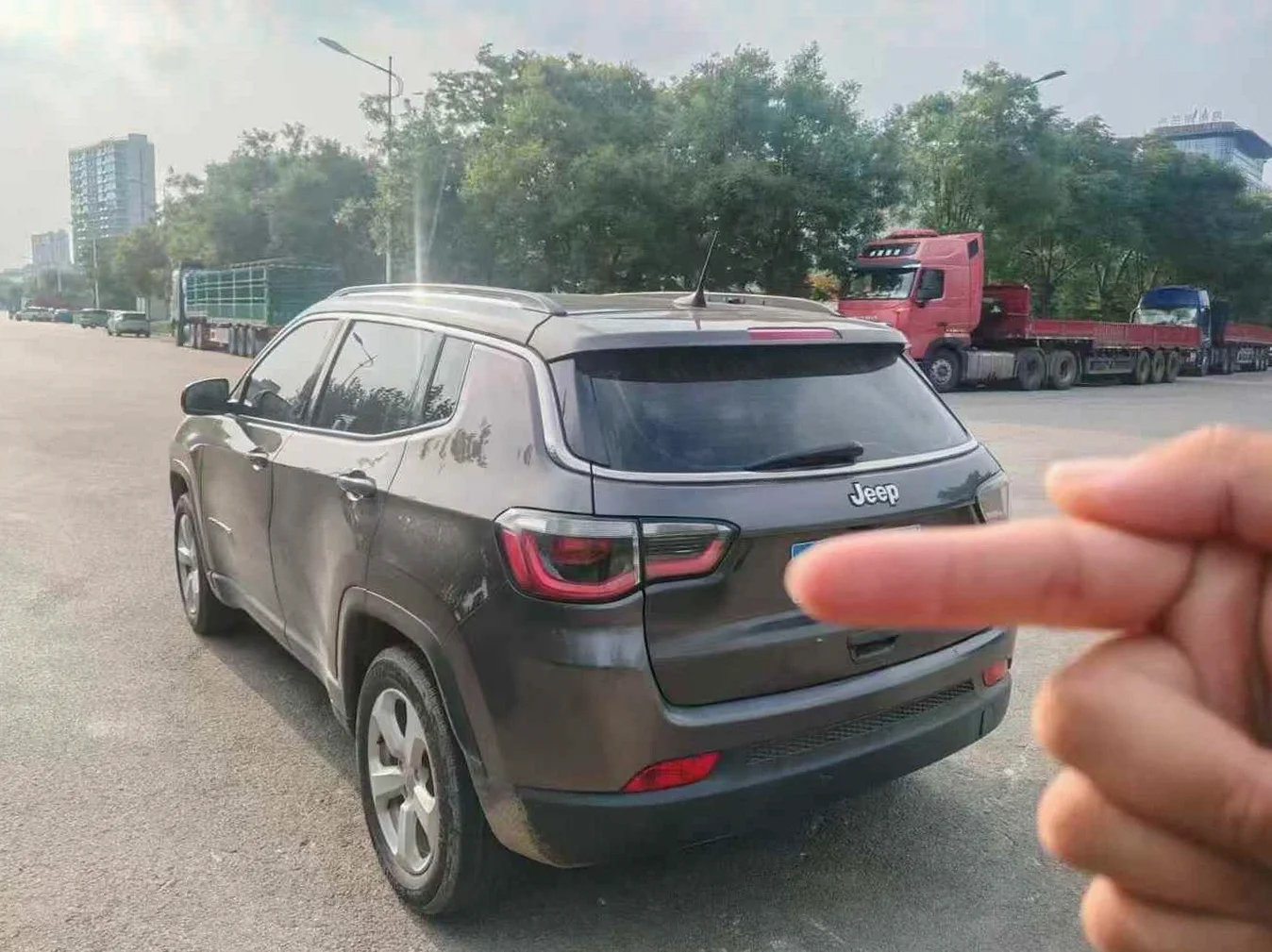Jeep指南者 后面外观二