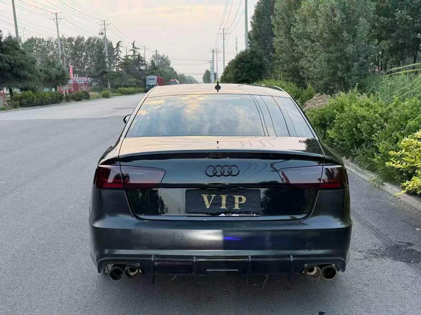 奥迪A6L 后面外观二