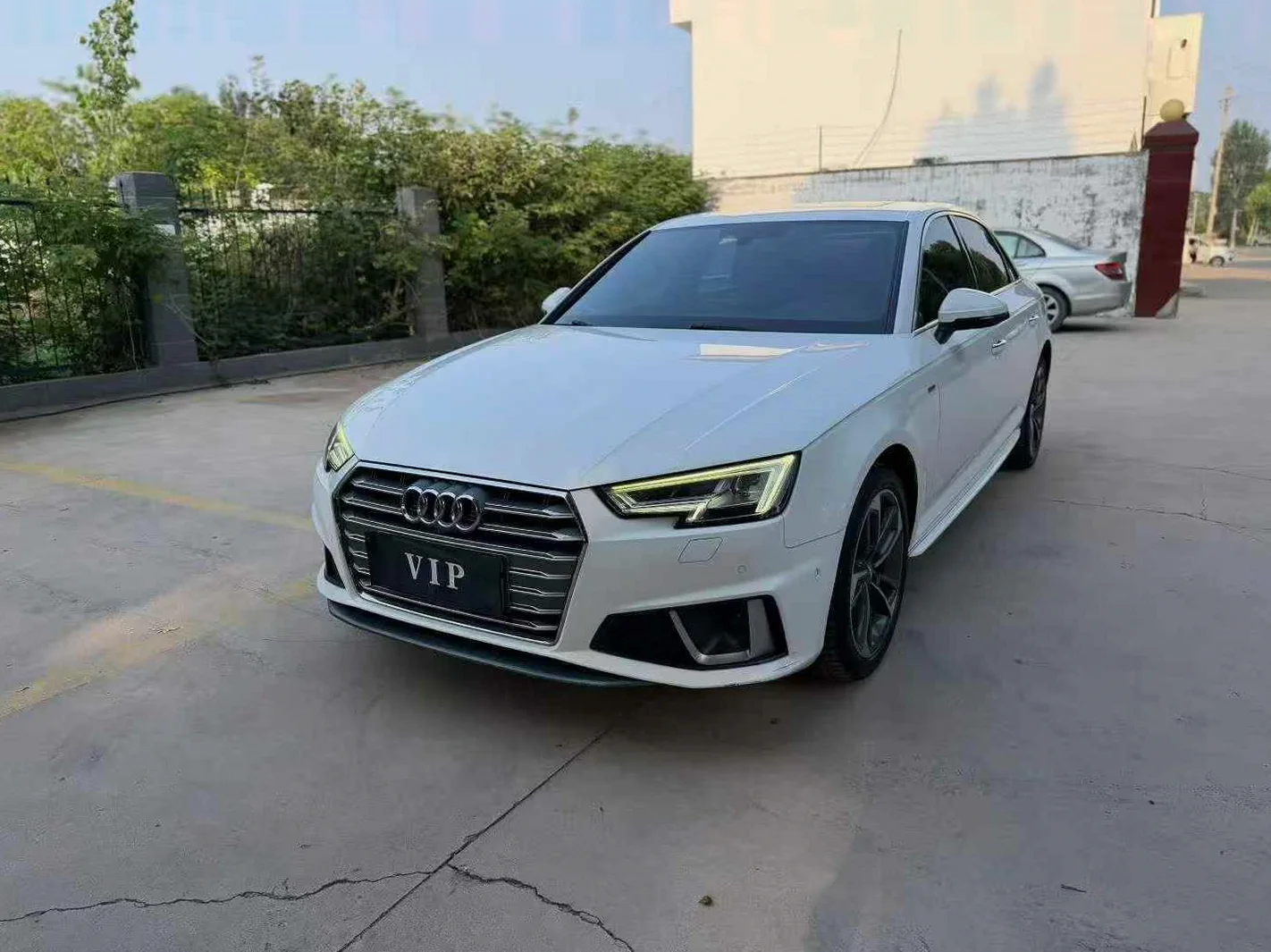 奥迪A4L 驾驶室