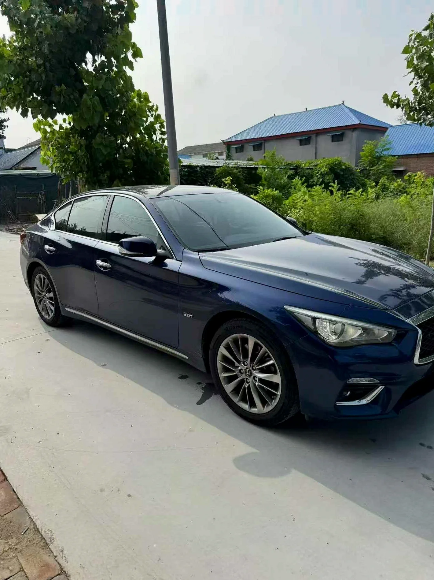 英菲尼迪Q50L 正面外观二