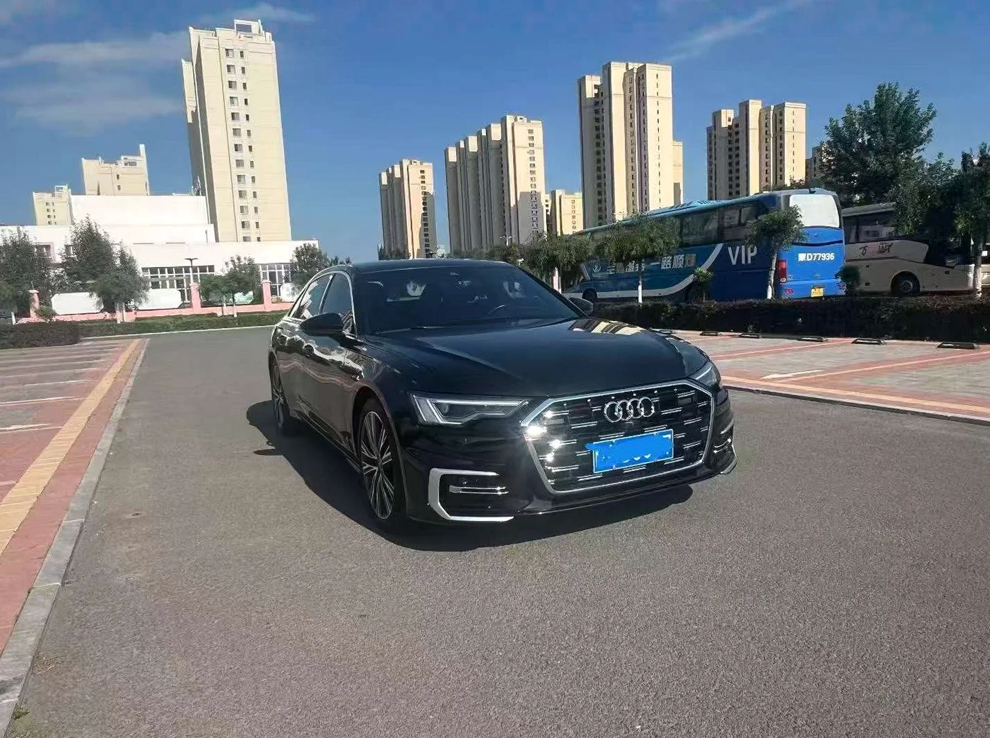 奥迪A6L 正面外观二