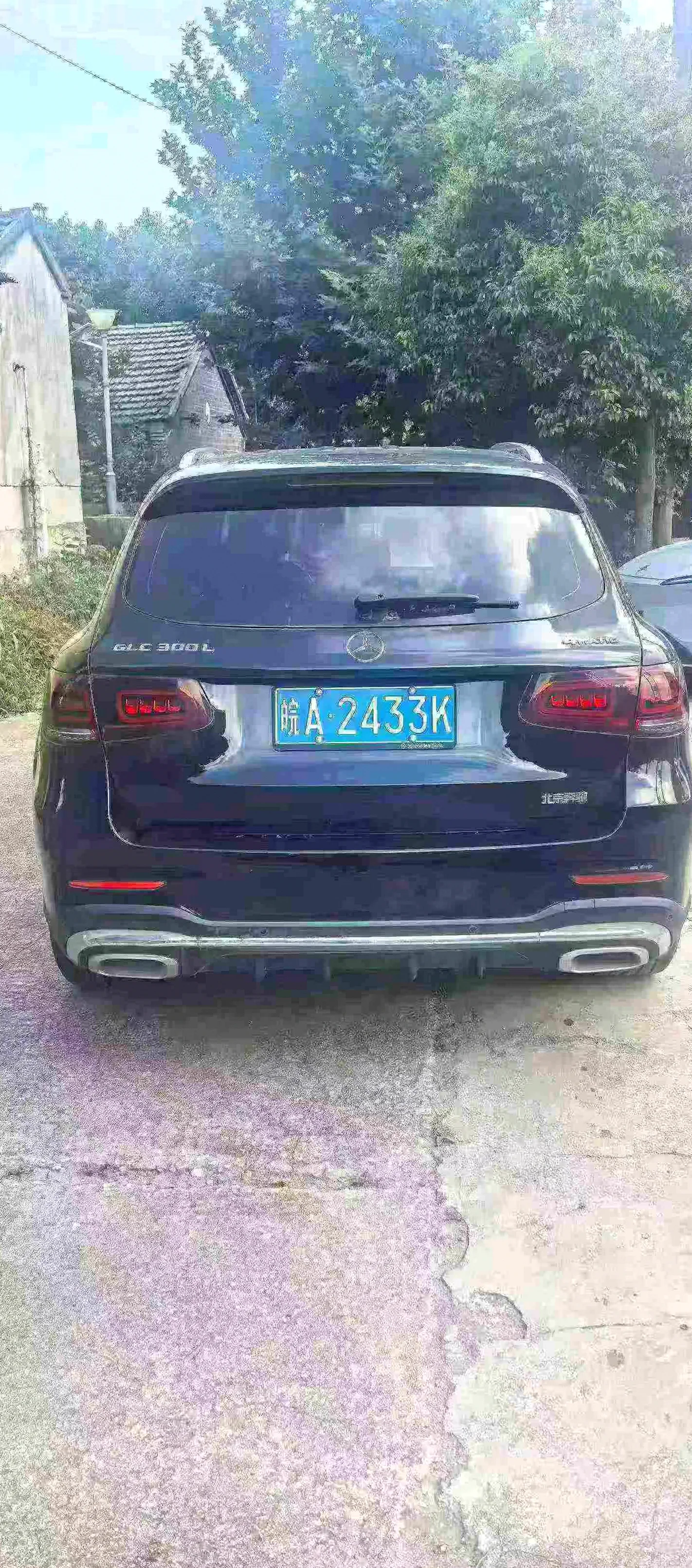 奔驰GLC 正面外观二
