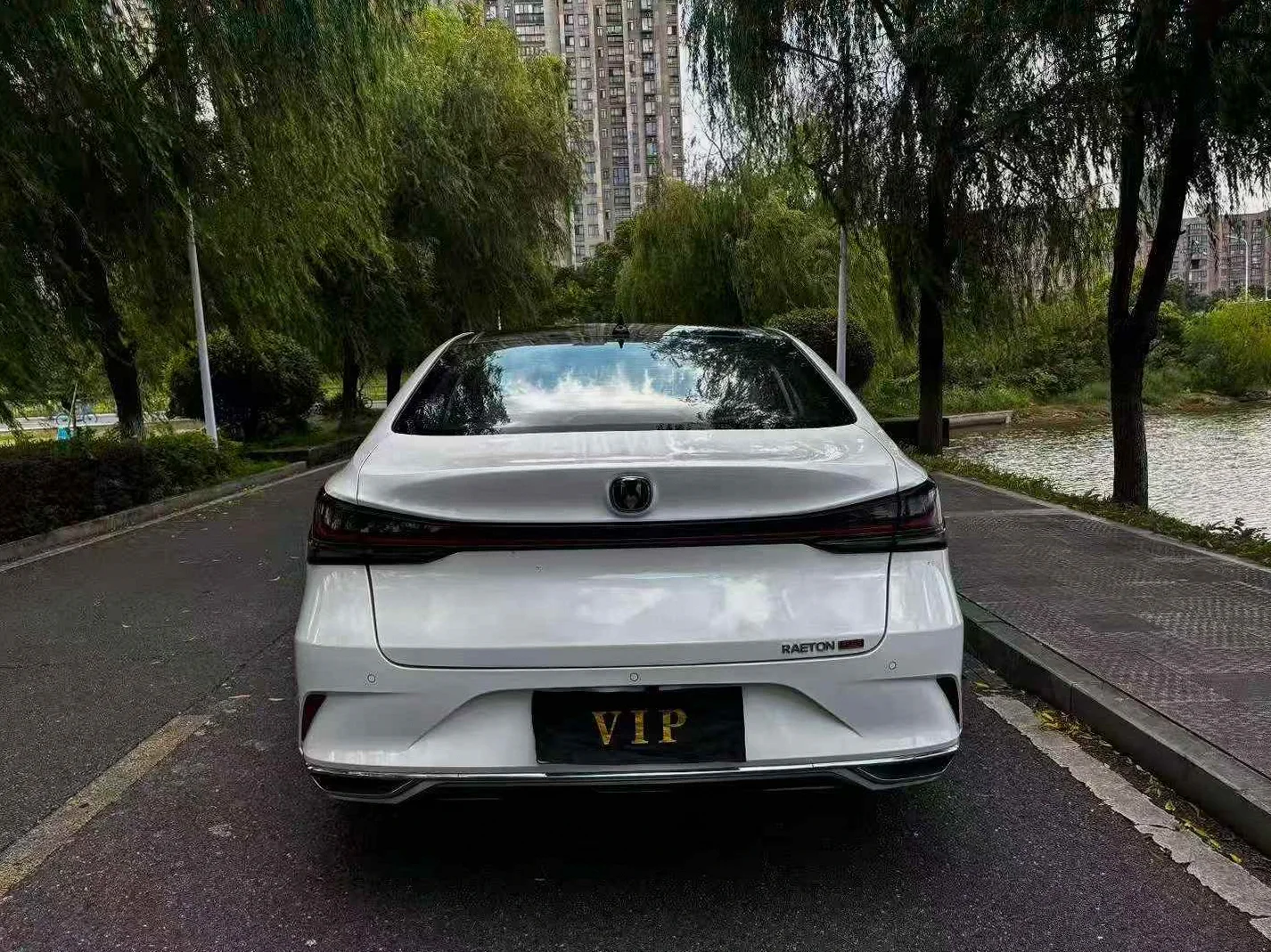 长安汽车锐程 驾驶室