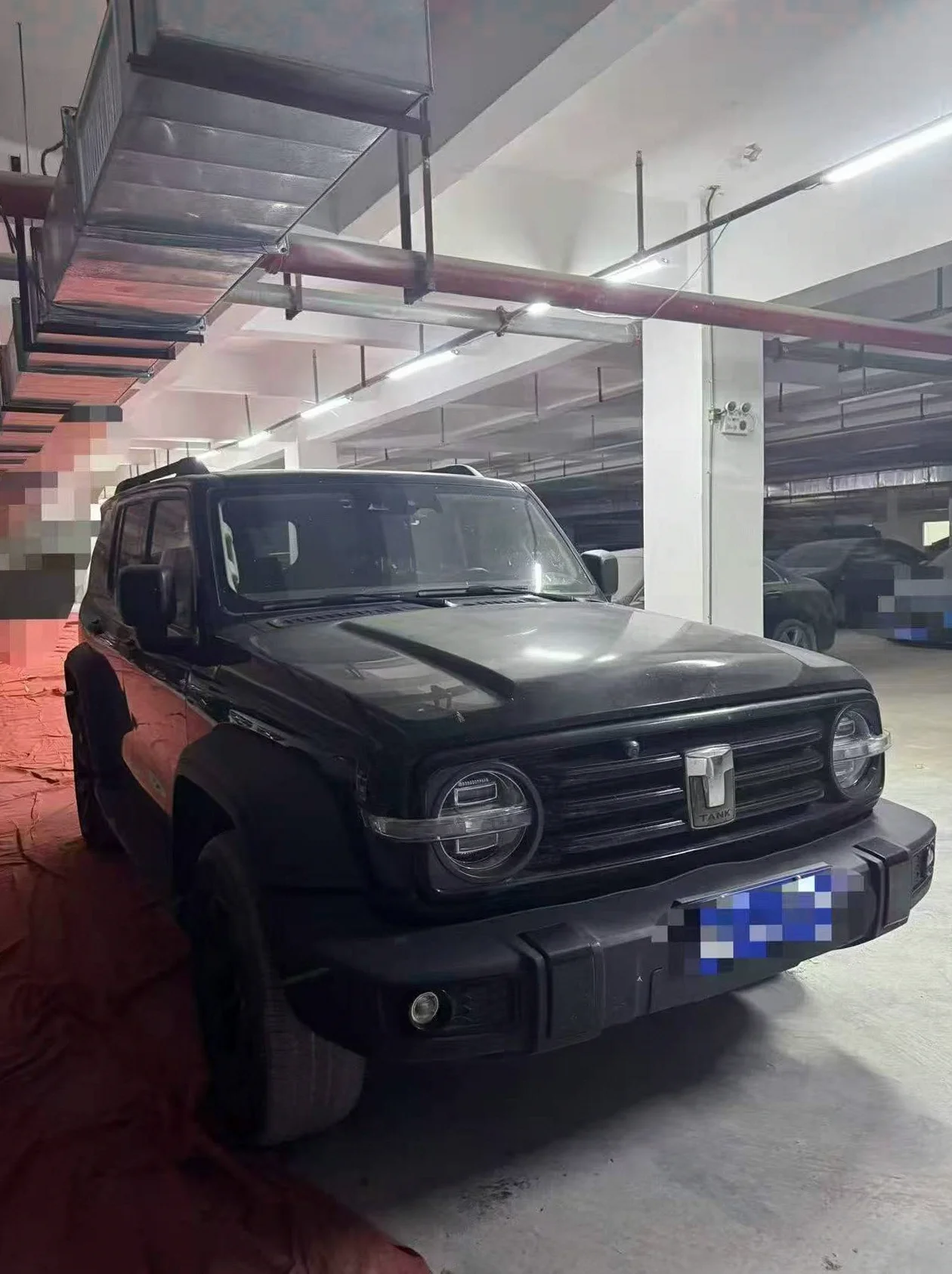 长城汽车300 正面外观二