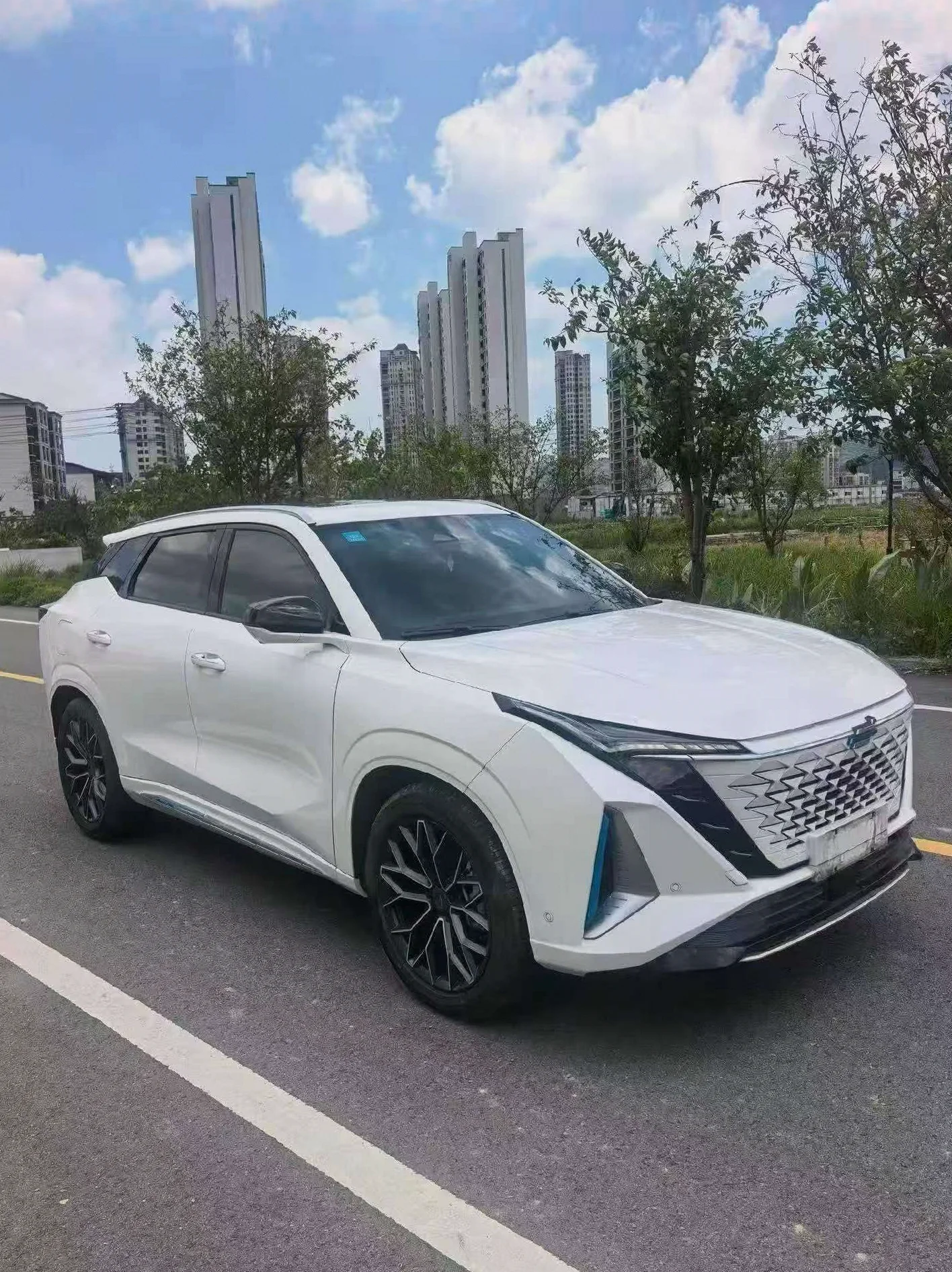 欧尚Z6 正面外观三