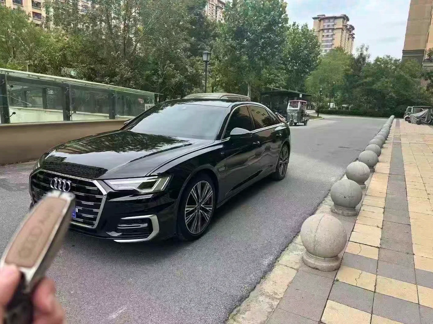 奥迪A6L 正面外观三