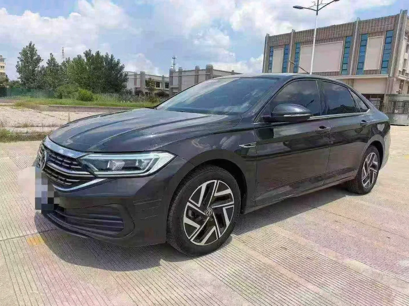 大众速腾 正面外观三