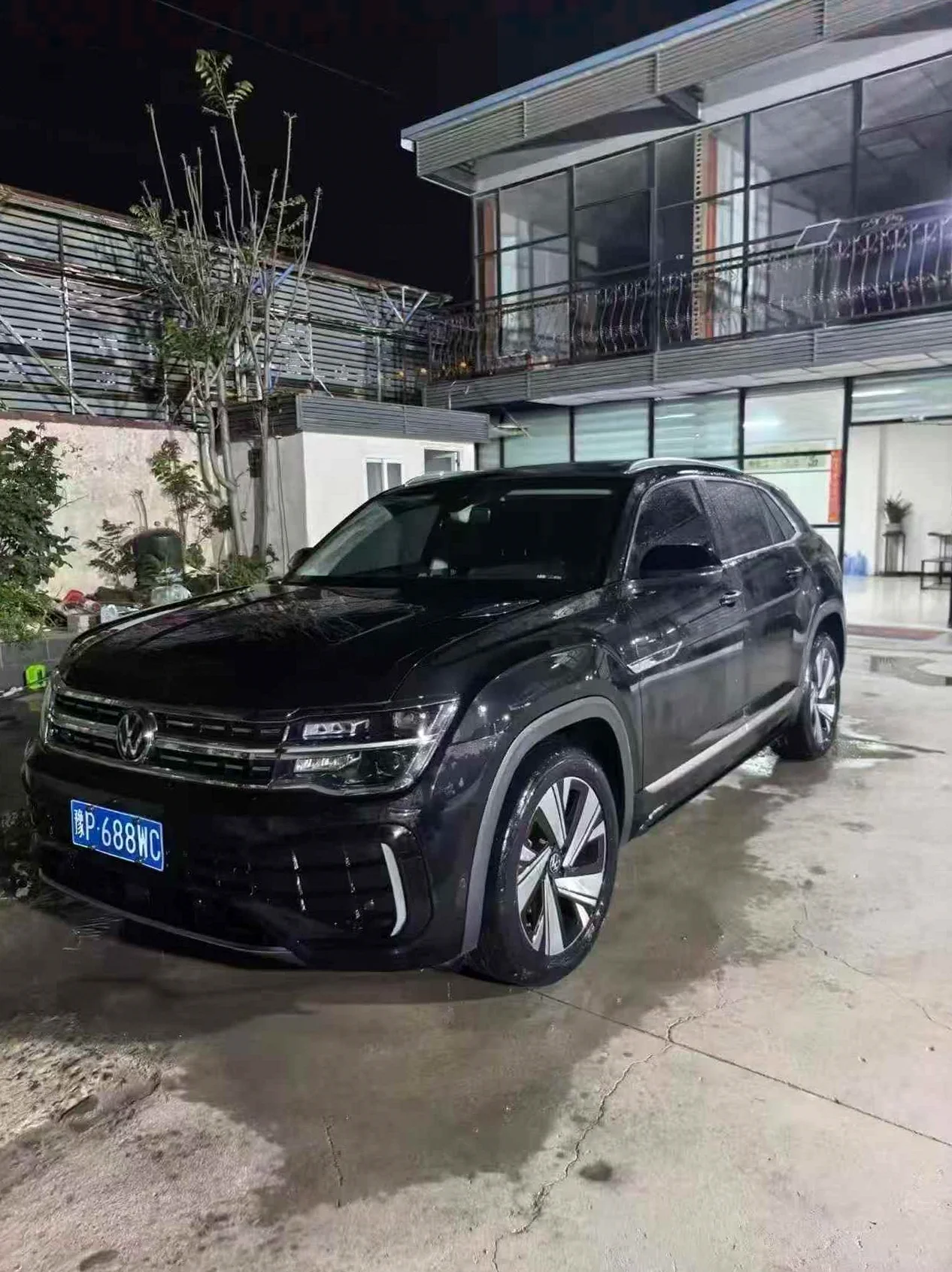 大众途昂 正面外观二