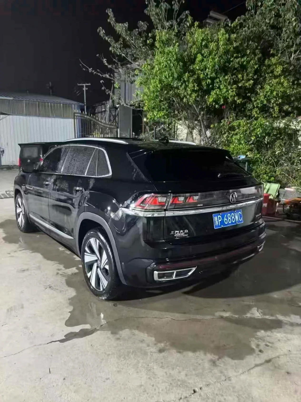 大众途昂 后面外观二