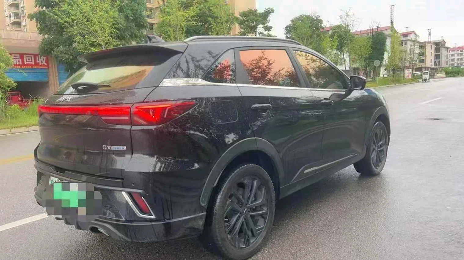 江淮QX 后面外观一