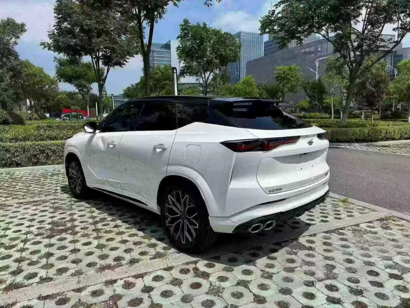 欧尚Z6 后面外观二