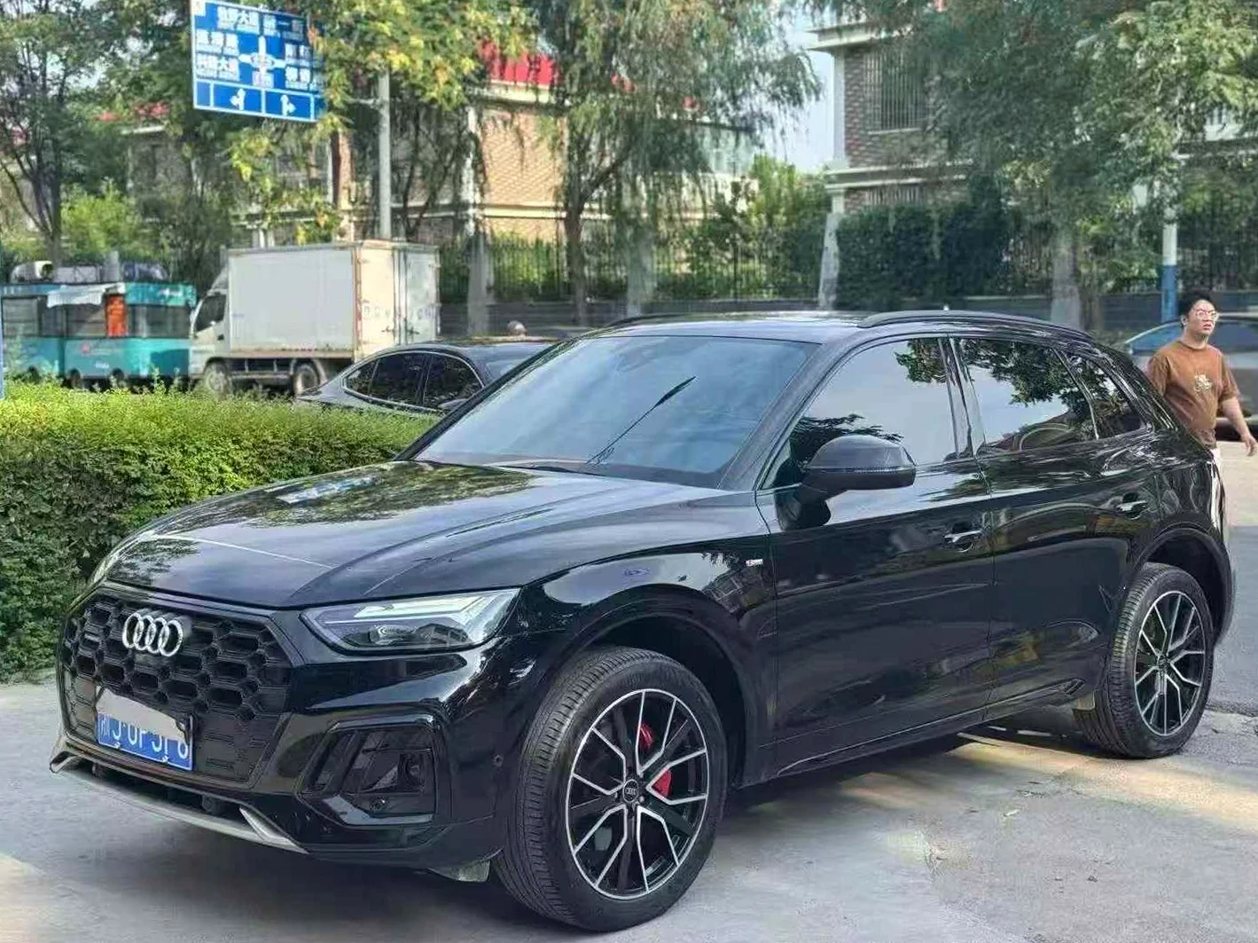 奥迪Q5 正面外观三