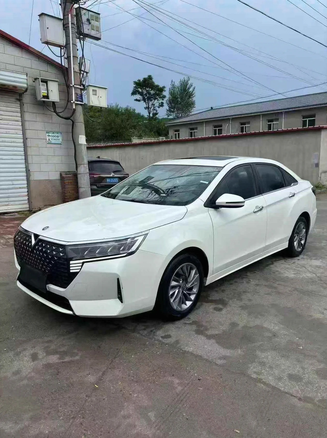 启辰D60 正面外观三