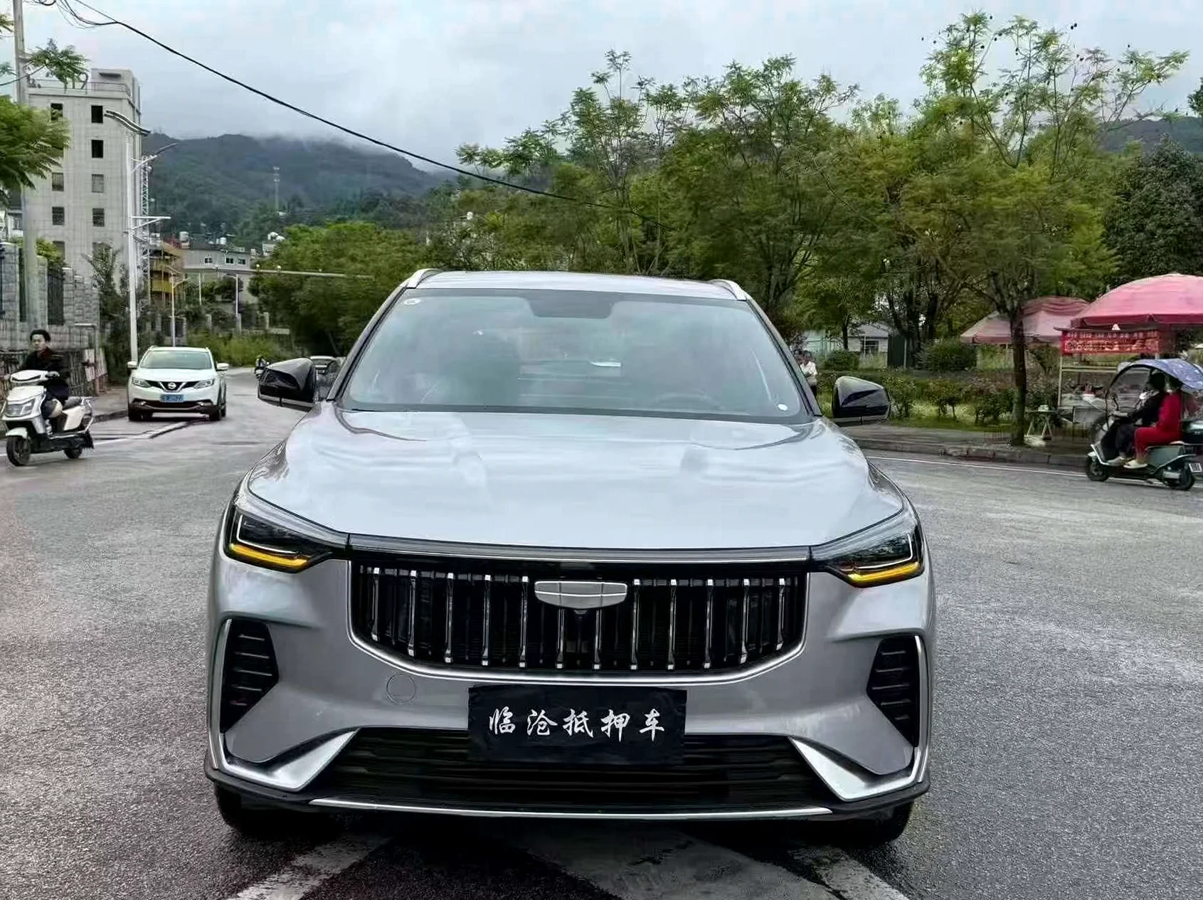 吉利博越 正面外观二