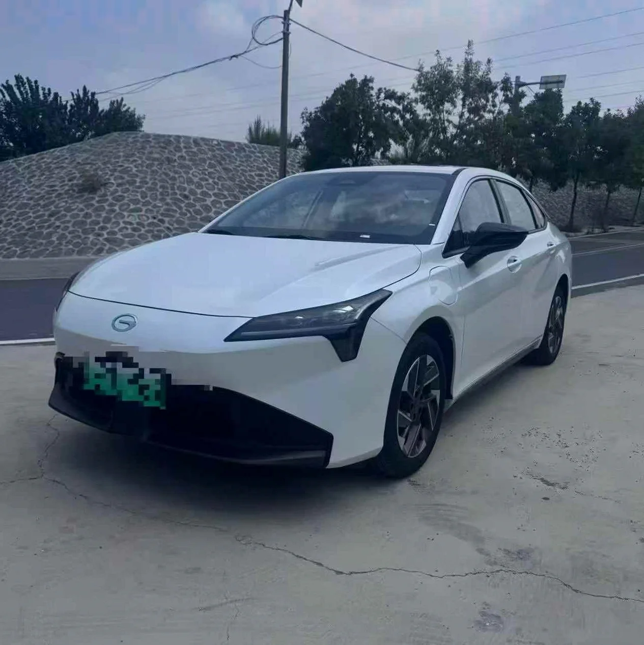 埃安S Plus 正面外观二