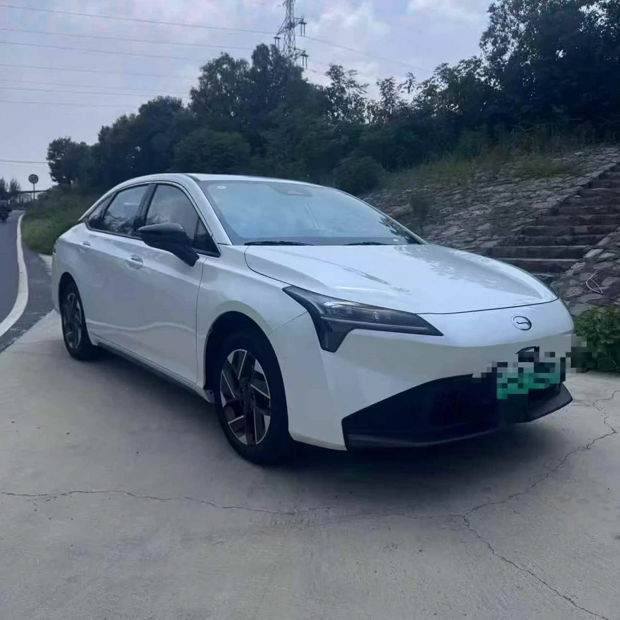 埃安S Plus 正面外观三