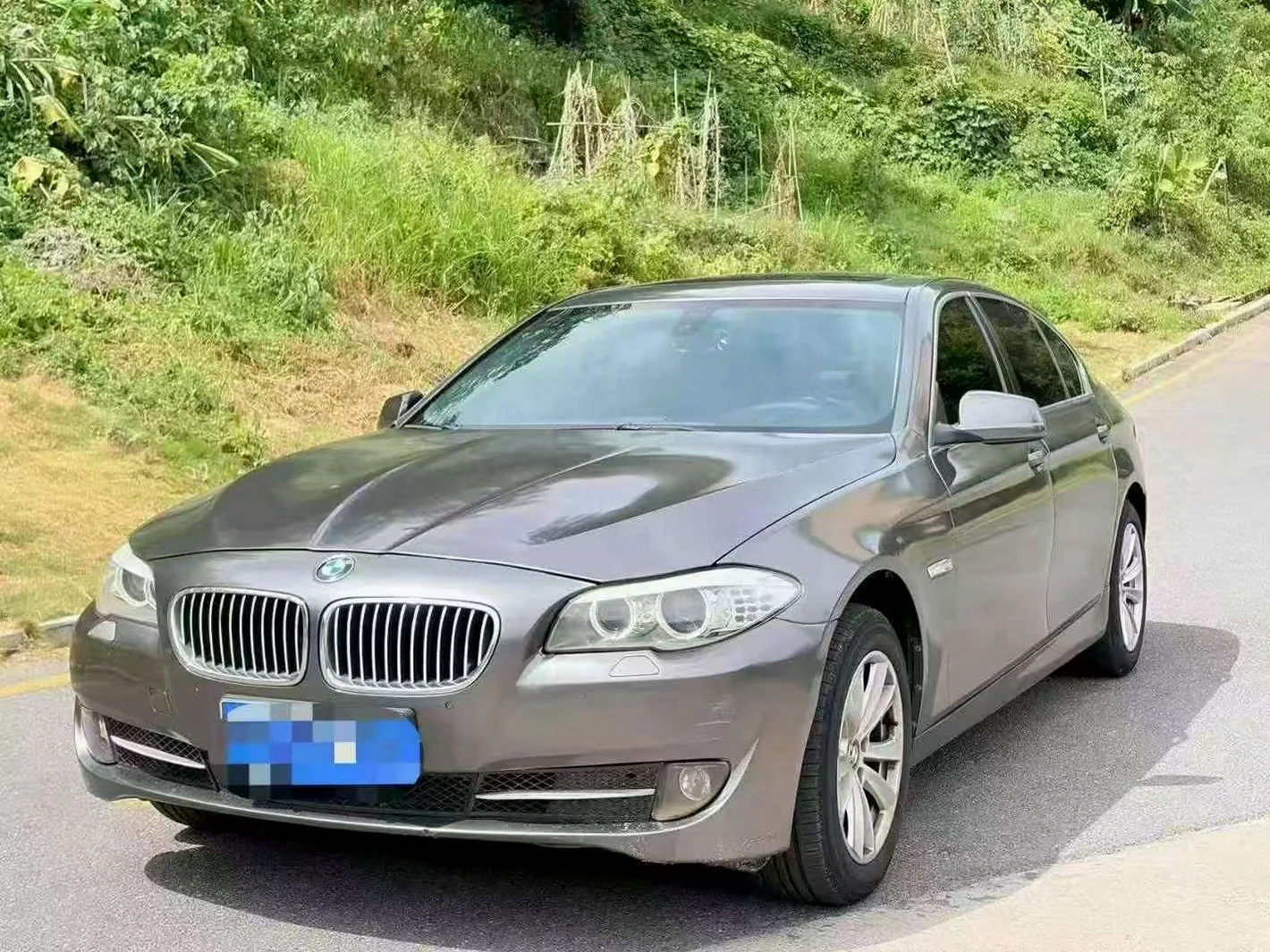 13年宝马525Li 2.0T高配