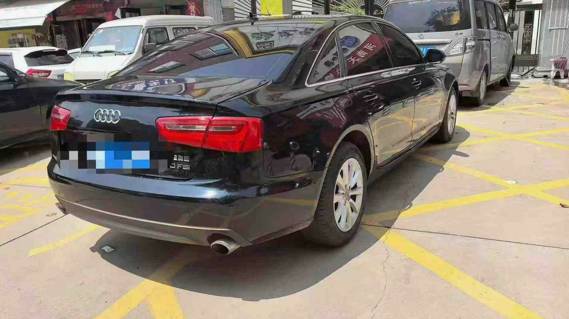 奥迪A6L 正面外观三