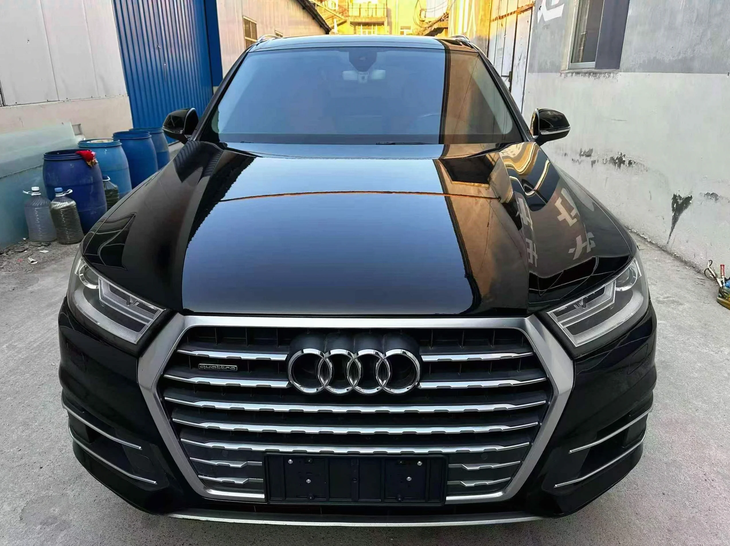 奥迪Q7 正面外观二