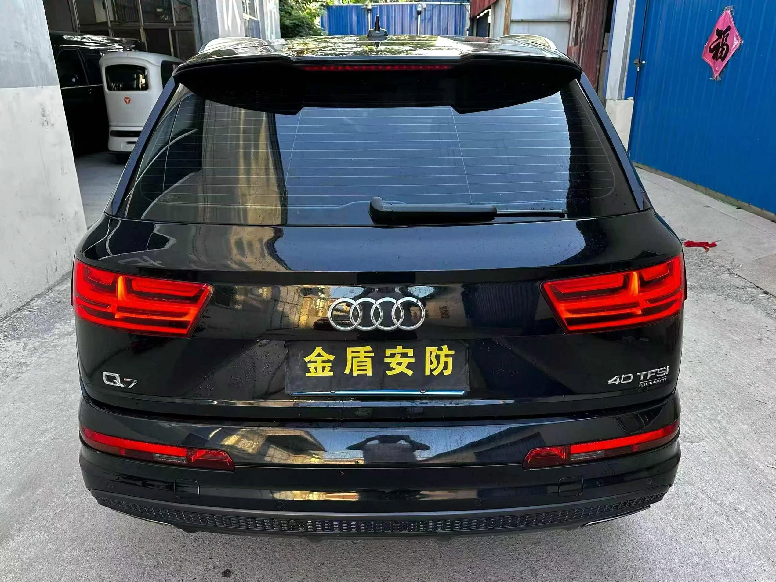 奥迪Q7 内饰后排