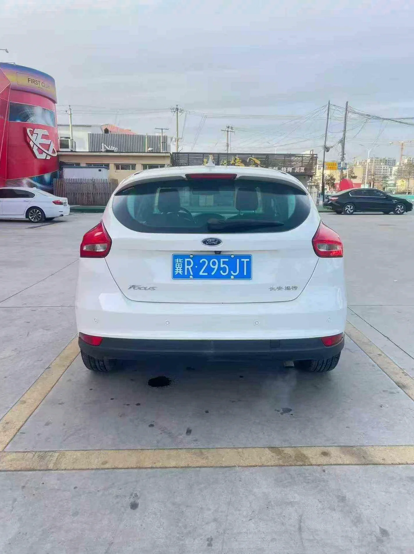 福特福克斯 后面外观三