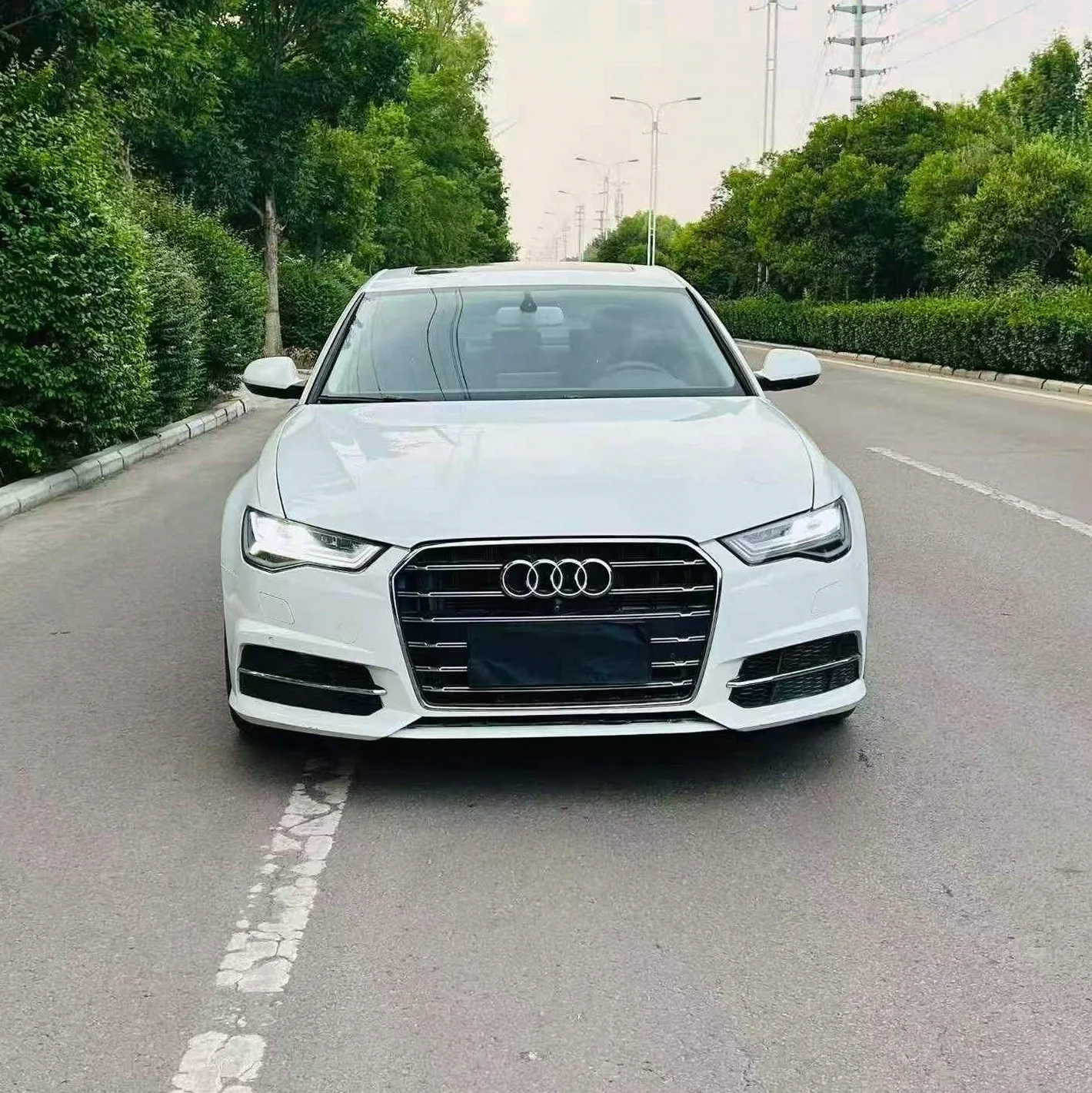 18年奥迪A6L 2.5V6豪华版