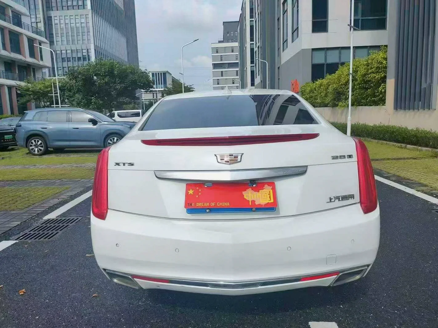 凯迪拉克XTS 后面外观二