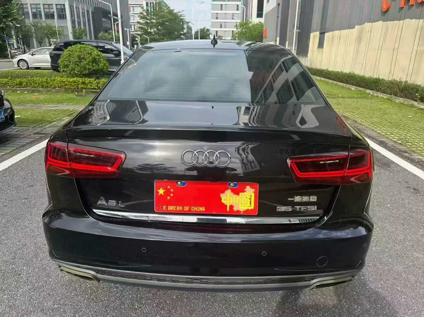 奥迪A6L 后面外观二