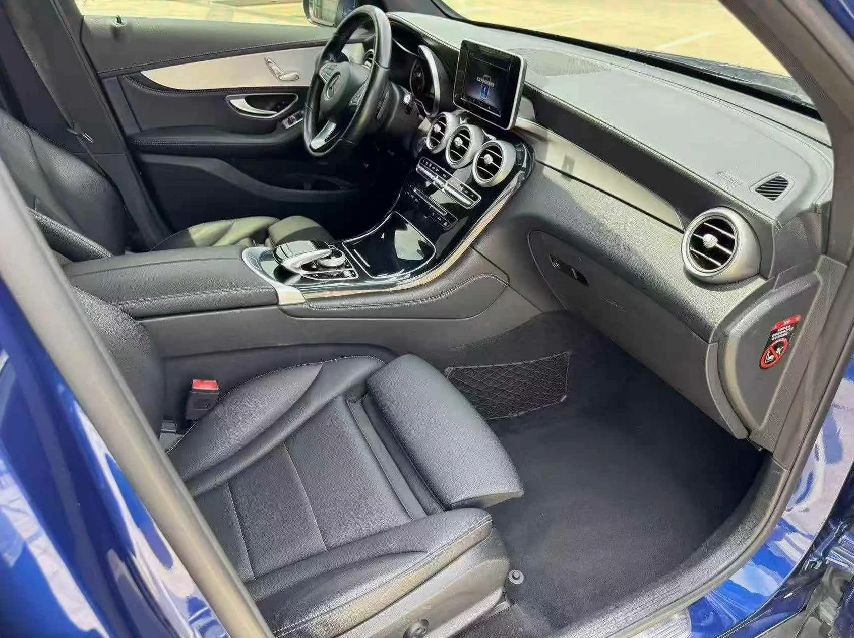 奔驰GLC 后面外观三