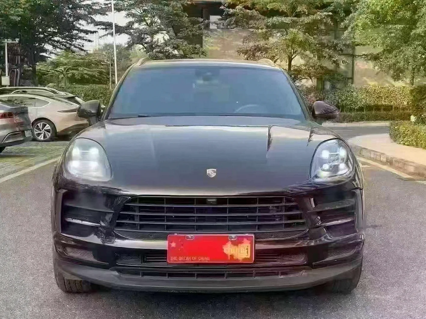 保时捷Macan 正面外观二