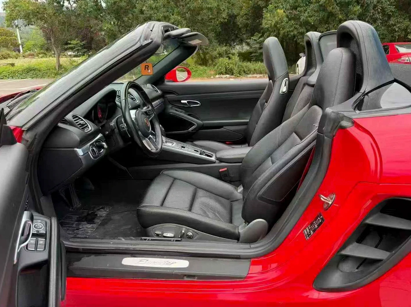 保时捷Boxster 内饰前排