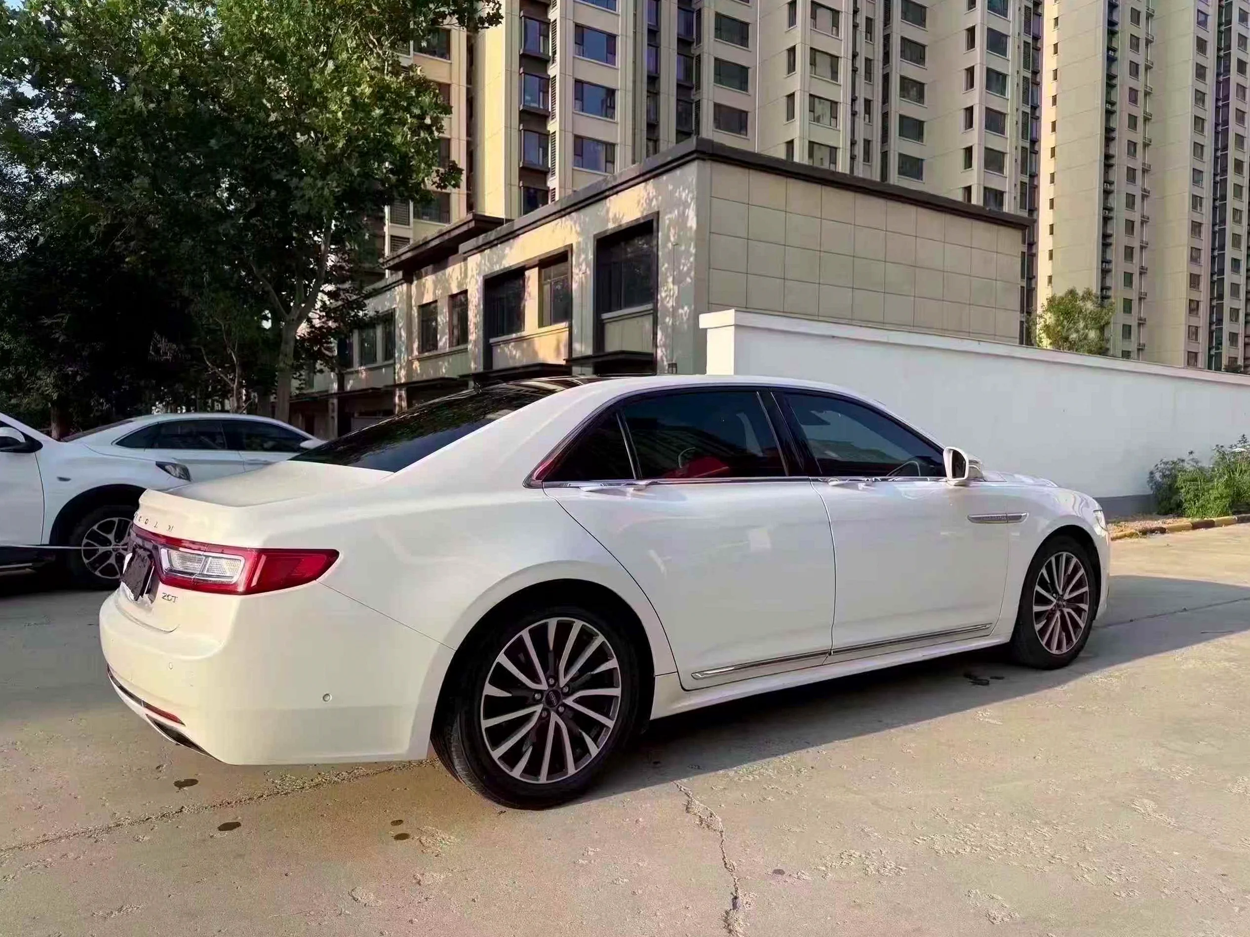 林肯大陆 后面外观一