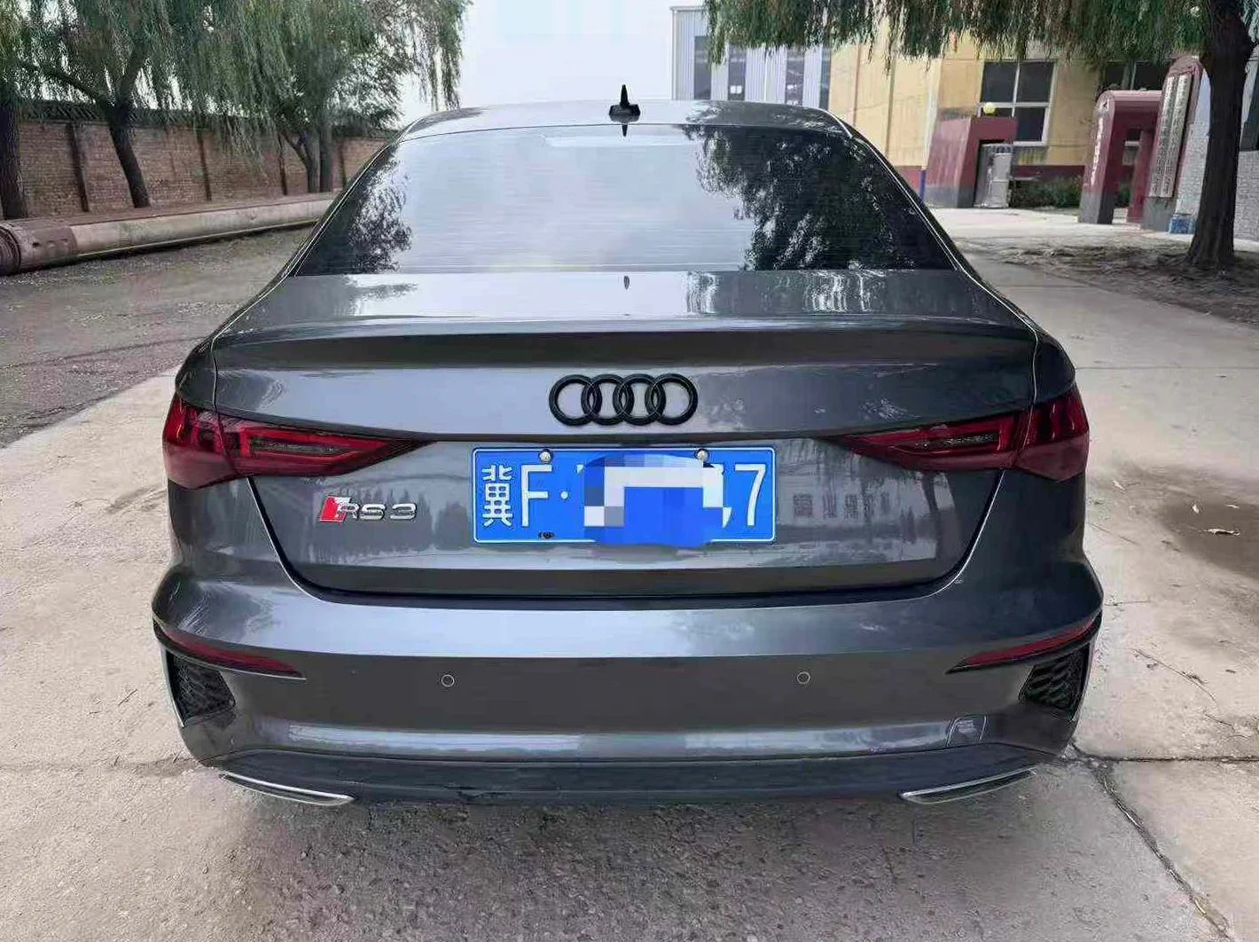 奥迪A3 后面外观二