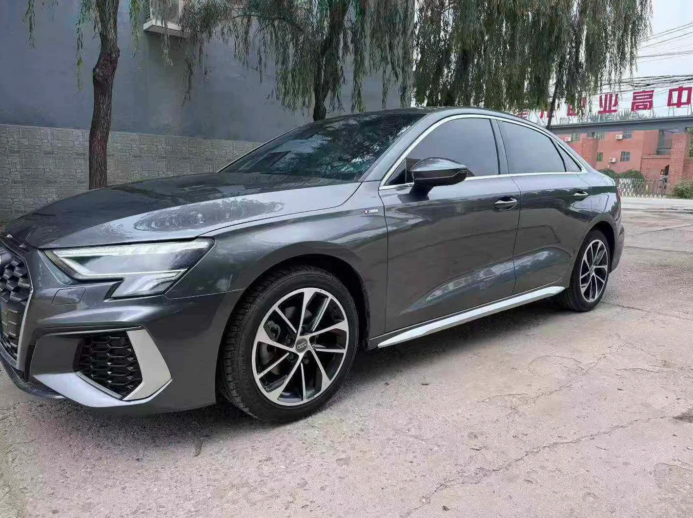 奥迪A3 正面外观三