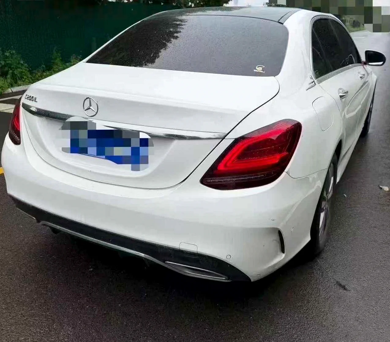 奔驰C 内饰后排