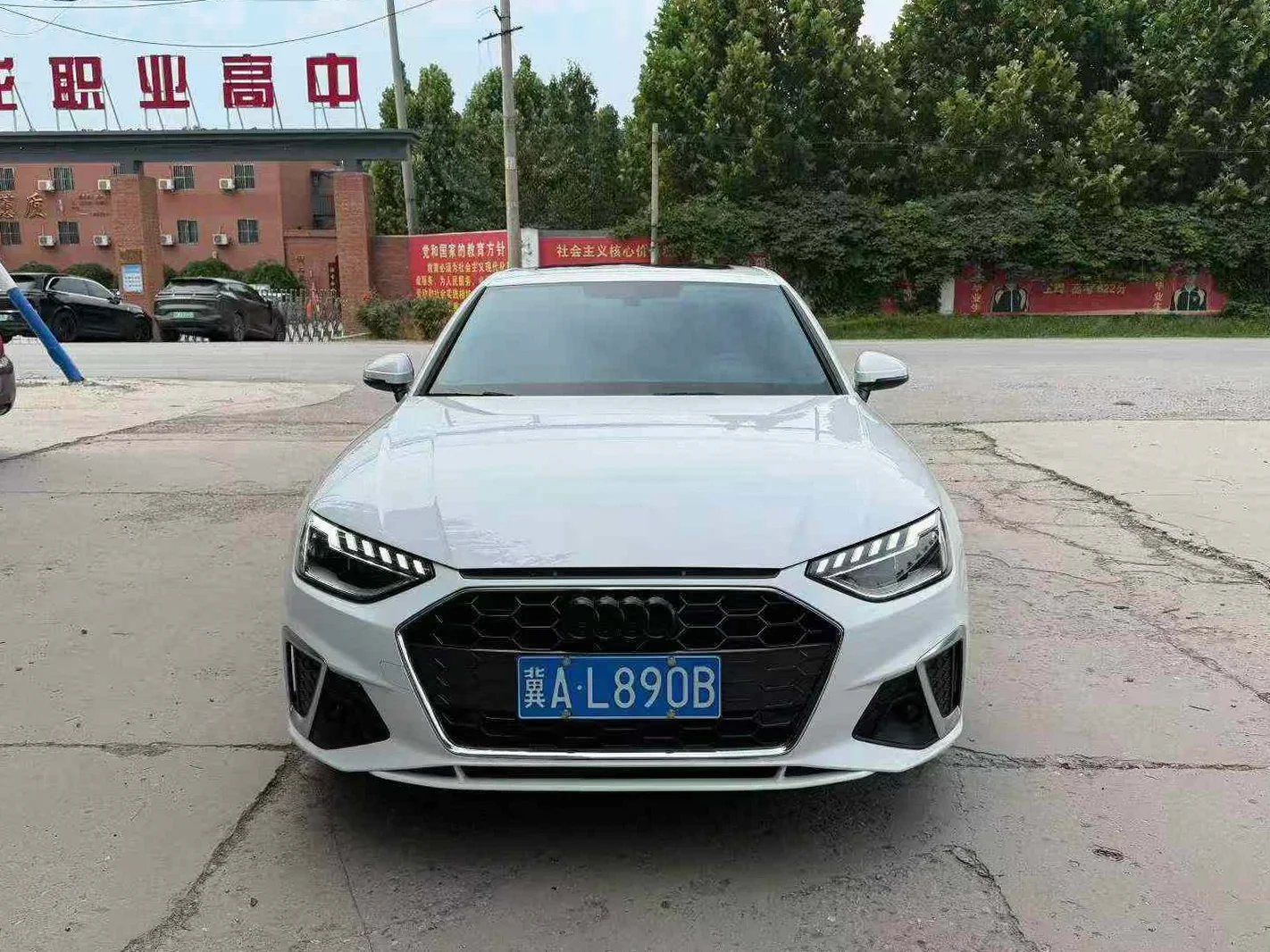 23年奥迪A4L 2.0T高配