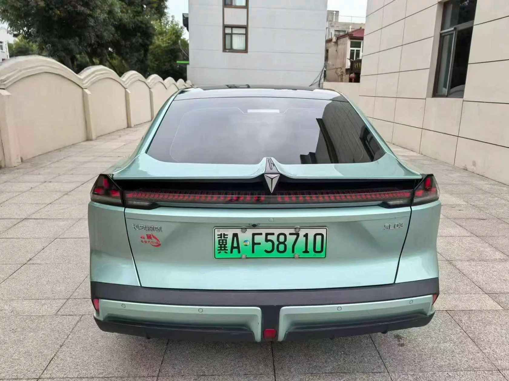 长安汽车SL03 后面外观三
