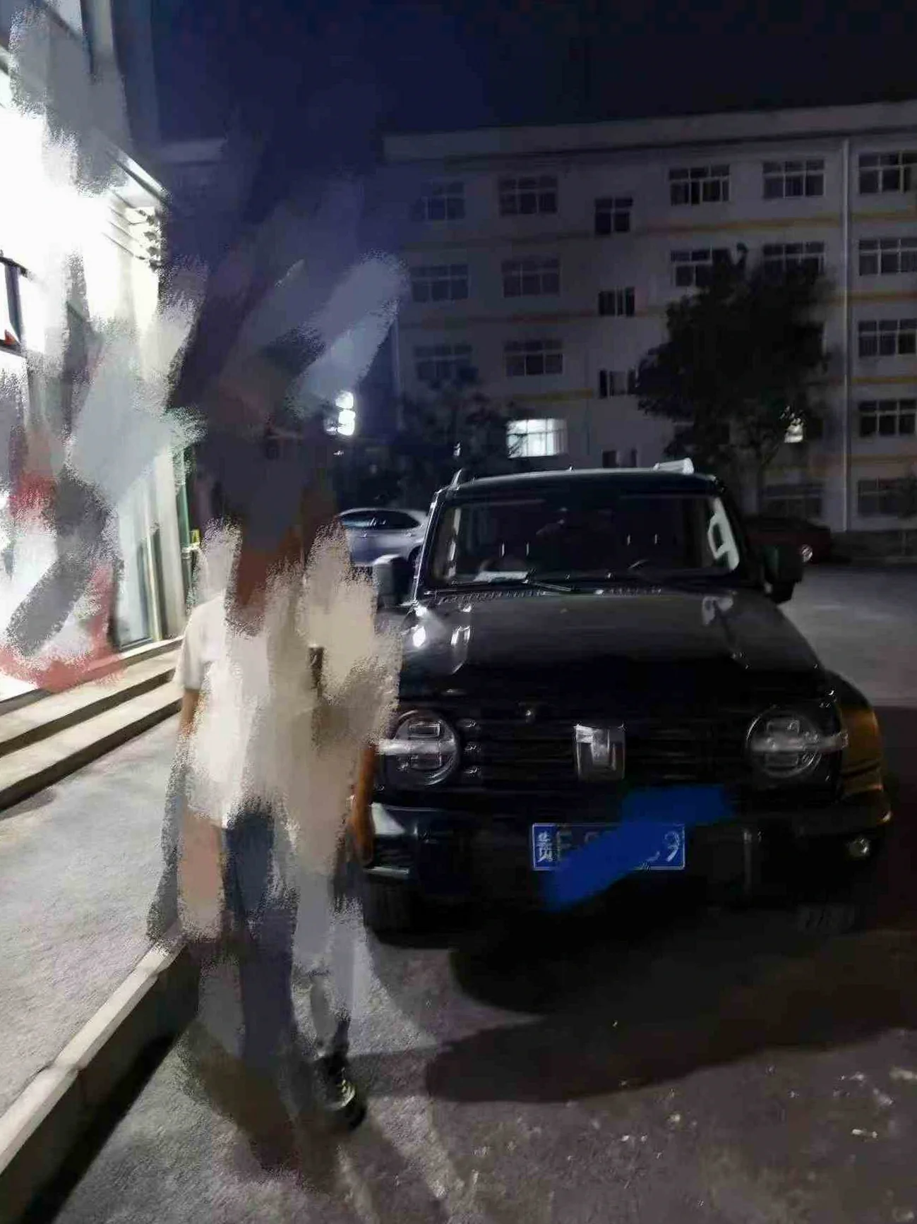 23年坦克300 2.0T四驱顶配
