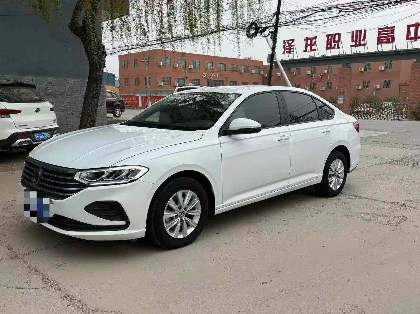 大众朗逸 正面外观三
