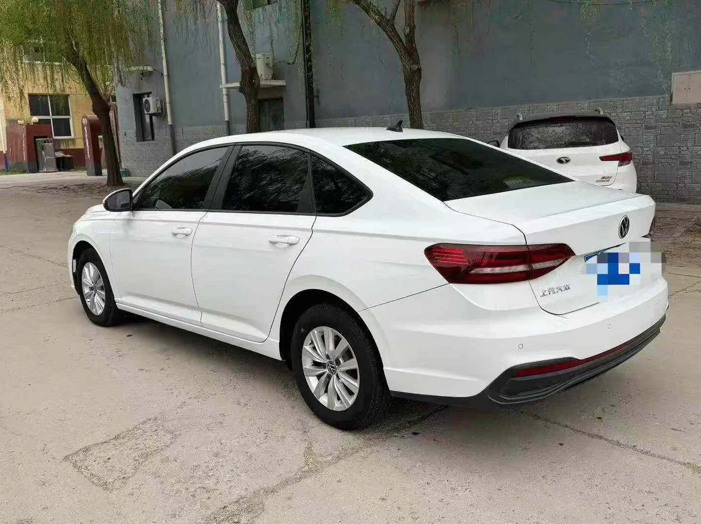 大众朗逸 后面外观二